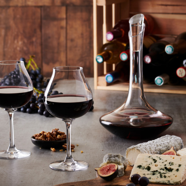What wine accessories should you give to a wine lover? - Peugeot