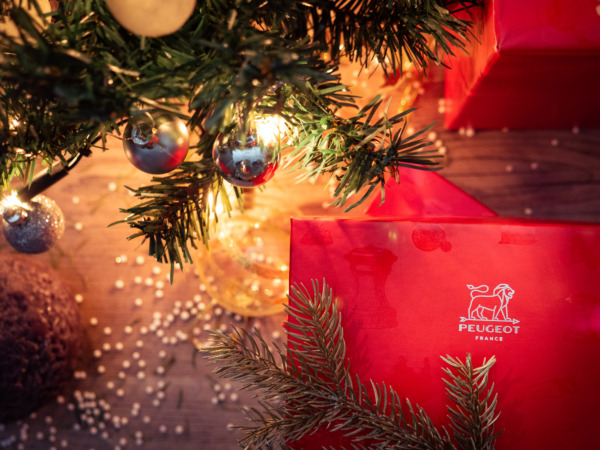 Noël 2021 : profitez de nos coffrets cadeaux Peugeot à prix séduisant